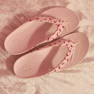 Crocs | Iconic Comfort | Brand New | Size: 6 Women's | Cute Pink Flamingo 🦩